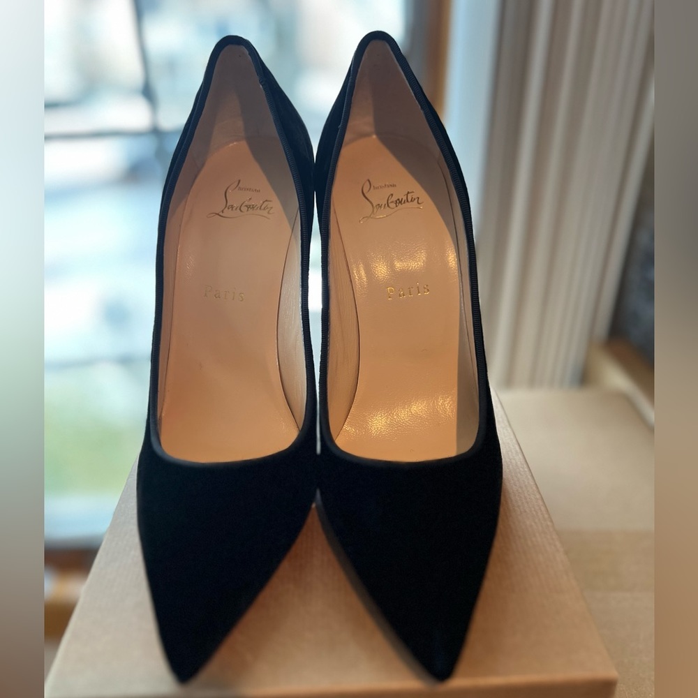 Christian Louboutin Decoltish 100 velvet pump